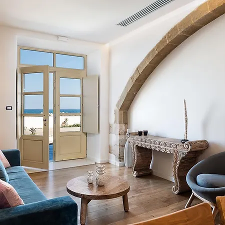 Avra Apartments Kolymbari Harbour Buitenkant foto