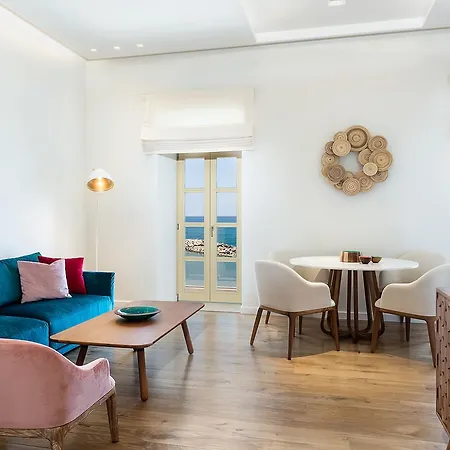 Avra Apartments Kolymbari Harbour Buitenkant foto