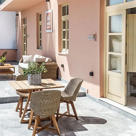 Avra Apartments Kolymbari Harbour Buitenkant foto