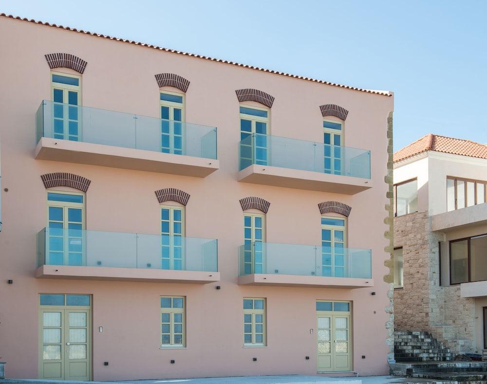 Apartment Avra Harbour *