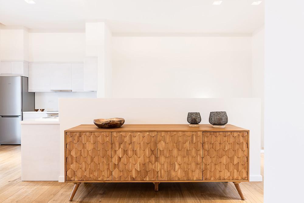 Avra Harbour Apartment *