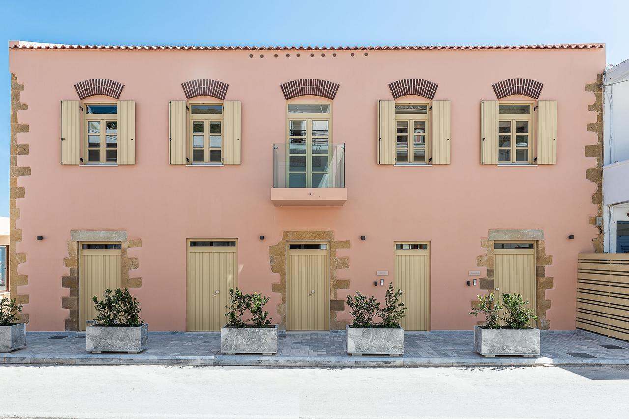 Avra Harbour Apartment *